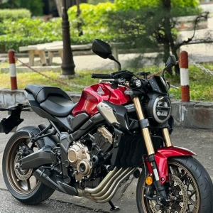 Honda cb650r 2021 , odo 7k siêu cọp , bstp chính chủ. 