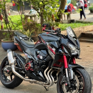 Kawasaki Z800 2016 abs , bản Candy 